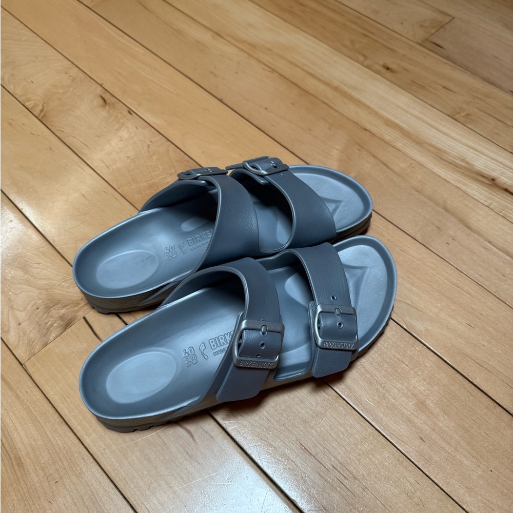 Birkenstock Arizona Essentials Silver Size 40 Like New EVA Worn Once